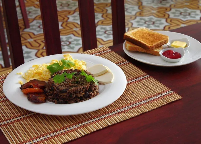Hotel Liberia Hotel 3*